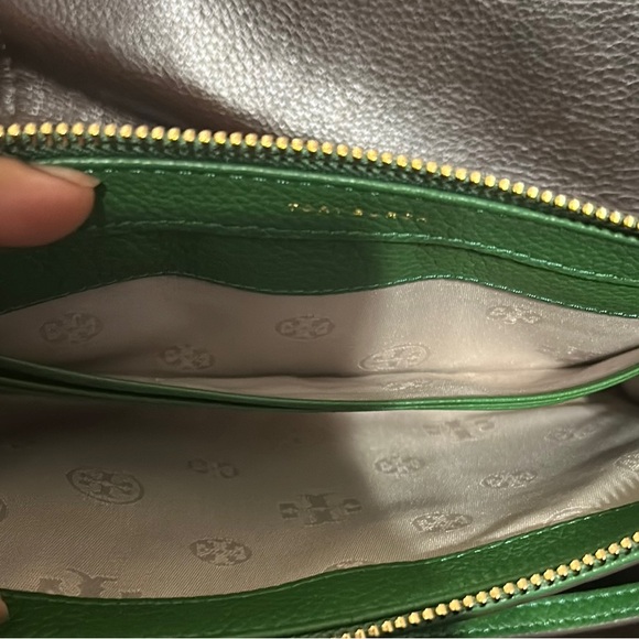 Green Leather Crossbody Bag - Picture 3 of 4
